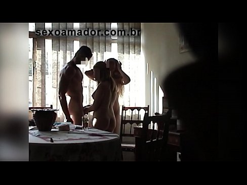 ❤️ ຫມູ່ເພື່ອນຮ່ວມເພດເຊື້ອເຊີນຜູ້ຊາຍຍັກໃຫຍ່ແລະສາມຄົນກັບລາວ ❤️❌ ວິດີໂອຮ່ວມເພດ ຢູ່ພວກເຮົາ ️❤