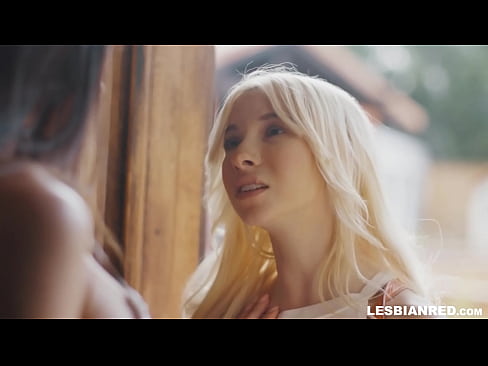 ❤️ ເດັກຍິງກັບມາເຮືອນສອງສາມເດືອນຕໍ່ມາແລະສິ້ນສຸດການກິນ pussy ຂອງແມ່ລ້ຽງຂອງນາງ ❤️❌ ວິດີໂອຮ່ວມເພດ ຢູ່ພວກເຮົາ ️❤